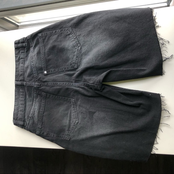 H&M High Waist Bermuda Cut Off Shorts US 4 - Picture 6 of 6